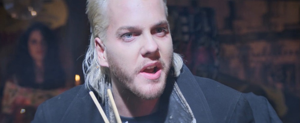 Click to view full size image
==============
1987-thelostboys-sc-00158.jpg 1987-thelostboys-sc-00158.jpg