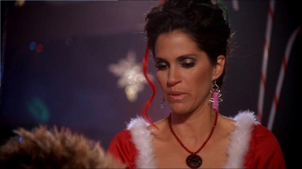 2003-Jami-Gertz-in-Undercover-Christmas--screencaps-0064.jpg