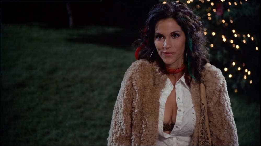 2003-Jami-Gertz-in-Undercover-Christmas--screencaps-0354.jpg