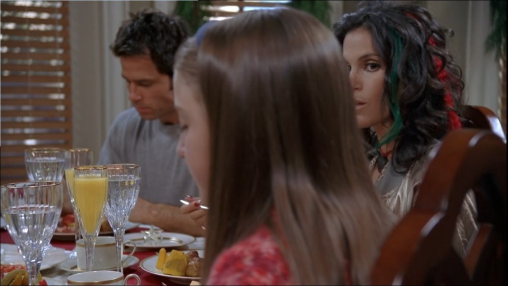 2003-Jami-Gertz-in-Undercover-Christmas--screencaps-0582.jpg