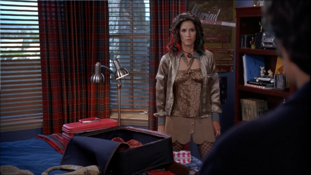 2003-Jami-Gertz-in-Undercover-Christmas--screencaps-0715.jpg