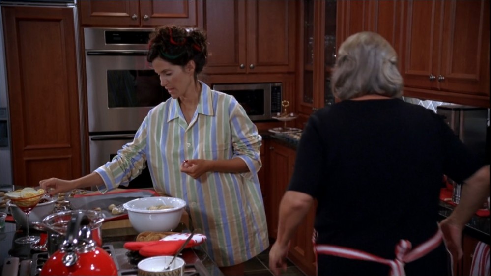 2003-Jami-Gertz-in-Undercover-Christmas--screencaps-0931.jpg