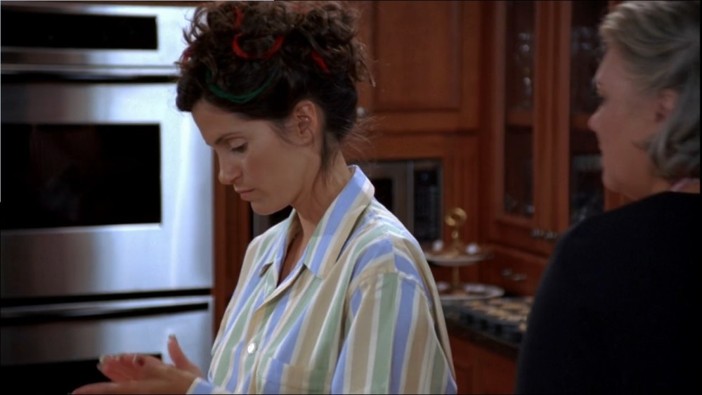 2003-Jami-Gertz-in-Undercover-Christmas--screencaps-0969.jpg
