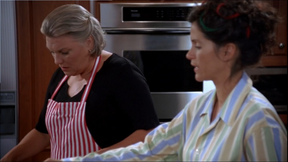2003-Jami-Gertz-in-Undercover-Christmas--screencaps-0972.jpg