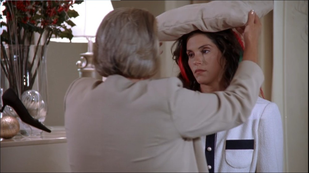 Click to view full size image
==============
2003-Jami-Gertz-in-Undercover-Christmas--screencaps-1055.jpg 2003-Jami-Gertz-in-Undercover-Christmas--screencaps-1055.jpg