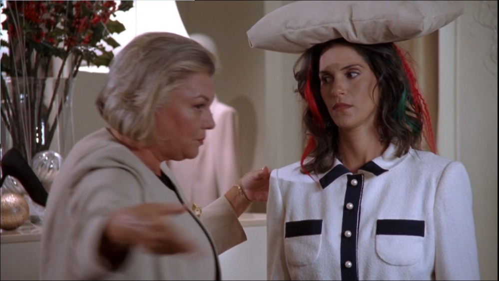 Click to view full size image
==============
2003-Jami-Gertz-in-Undercover-Christmas--screencaps-1059.jpg 2003-Jami-Gertz-in-Undercover-Christmas--screencaps-1059.jpg