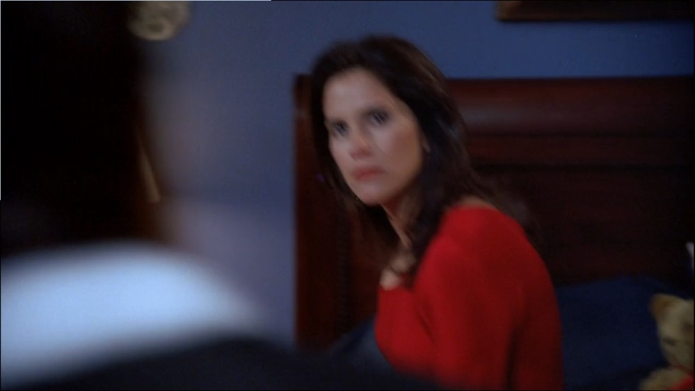 Click to view full size image
==============
2003-Jami-Gertz-in-Undercover-Christmas--screencaps-1251.jpg 2003-Jami-Gertz-in-Undercover-Christmas--screencaps-1251.jpg