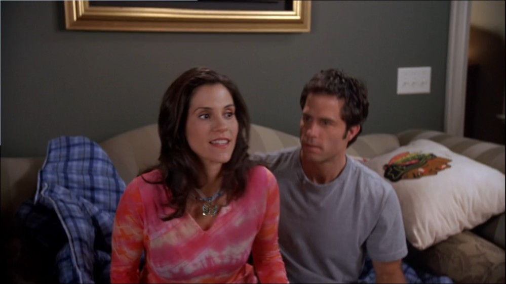 Click to view full size image
==============
2003-Jami-Gertz-in-Undercover-Christmas--screencaps-1312.jpg 2003-Jami-Gertz-in-Undercover-Christmas--screencaps-1312.jpg
