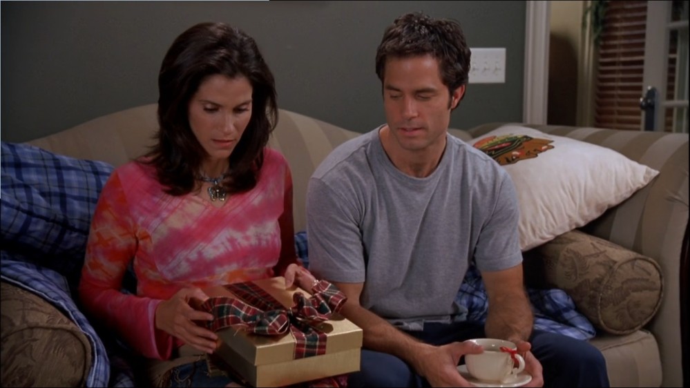 Click to view full size image
==============
2003-Jami-Gertz-in-Undercover-Christmas--screencaps-1328.jpg 2003-Jami-Gertz-in-Undercover-Christmas--screencaps-1328.jpg