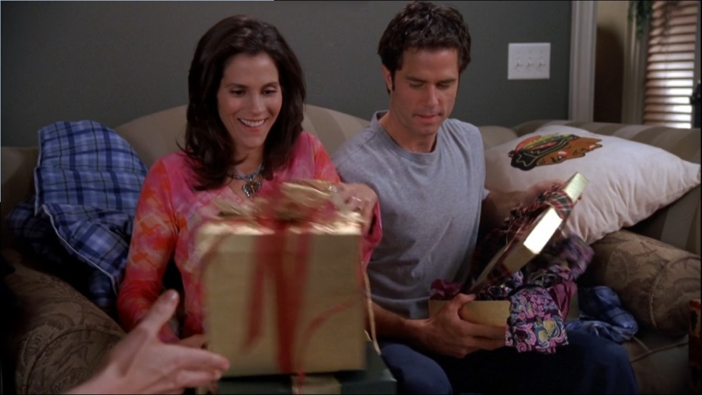 Click to view full size image
==============
2003-Jami-Gertz-in-Undercover-Christmas--screencaps-1348.jpg 2003-Jami-Gertz-in-Undercover-Christmas--screencaps-1348.jpg