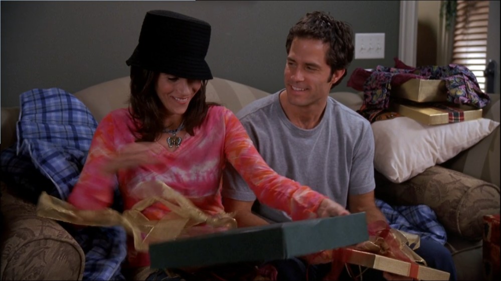 Click to view full size image
==============
2003-Jami-Gertz-in-Undercover-Christmas--screencaps-1352.jpg 2003-Jami-Gertz-in-Undercover-Christmas--screencaps-1352.jpg
