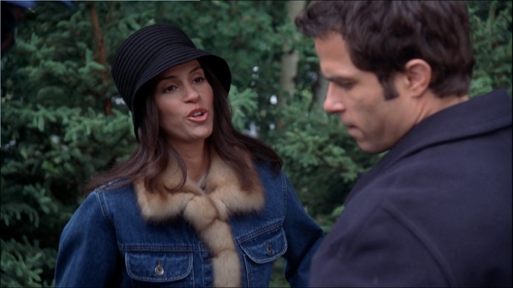 Click to view full size image
==============
2003-Jami-Gertz-in-Undercover-Christmas--screencaps-1460.jpg 2003-Jami-Gertz-in-Undercover-Christmas--screencaps-1460.jpg