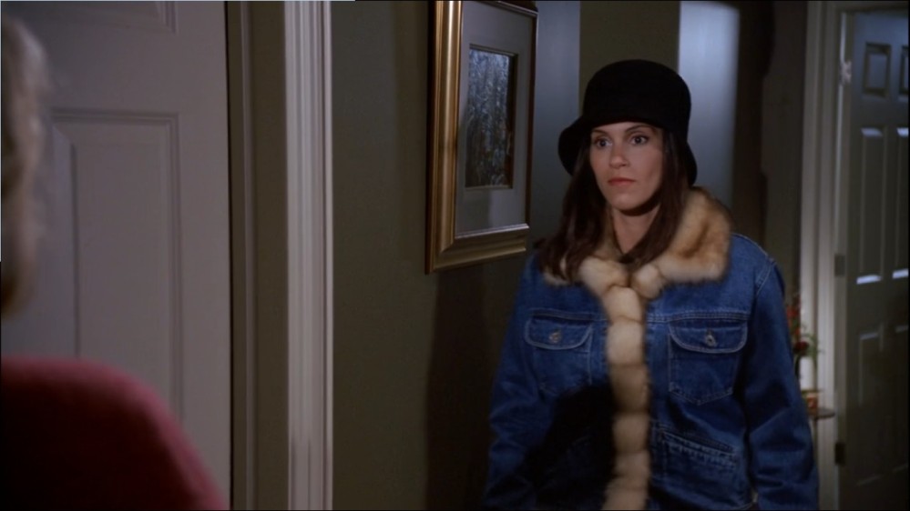 Click to view full size image
==============
2003-Jami-Gertz-in-Undercover-Christmas--screencaps-1476.jpg 2003-Jami-Gertz-in-Undercover-Christmas--screencaps-1476.jpg