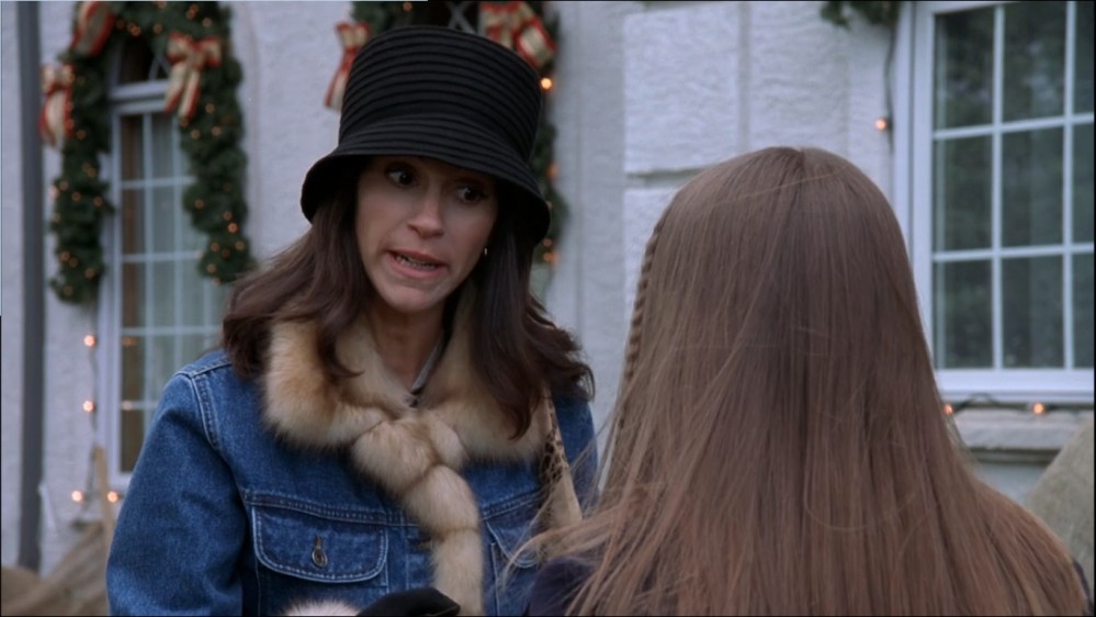 Click to view full size image
==============
2003-Jami-Gertz-in-Undercover-Christmas--screencaps-1507.jpg 2003-Jami-Gertz-in-Undercover-Christmas--screencaps-1507.jpg