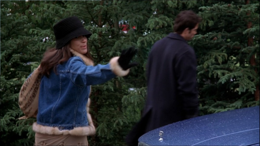 Click to view full size image
==============
2003-Jami-Gertz-in-Undercover-Christmas--screencaps-1509.jpg 2003-Jami-Gertz-in-Undercover-Christmas--screencaps-1509.jpg