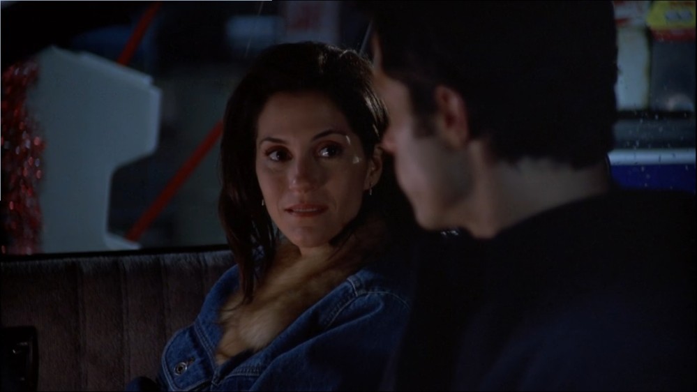 2003-Jami-Gertz-in-Undercover-Christmas--screencaps-1537.jpg