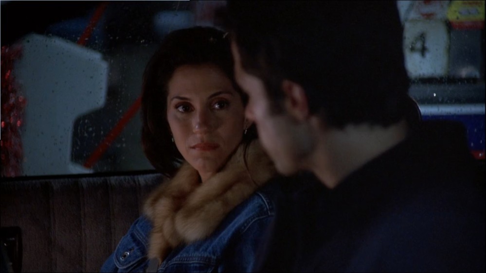 Click to view full size image
==============
2003-Jami-Gertz-in-Undercover-Christmas--screencaps-1538.jpg 2003-Jami-Gertz-in-Undercover-Christmas--screencaps-1538.jpg