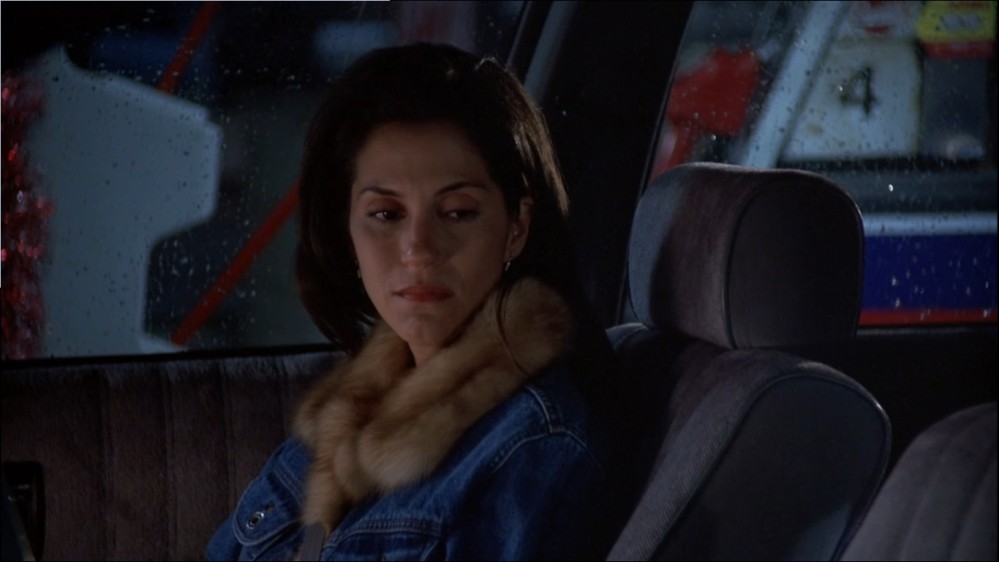Click to view full size image
==============
2003-Jami-Gertz-in-Undercover-Christmas--screencaps-1542.jpg 2003-Jami-Gertz-in-Undercover-Christmas--screencaps-1542.jpg