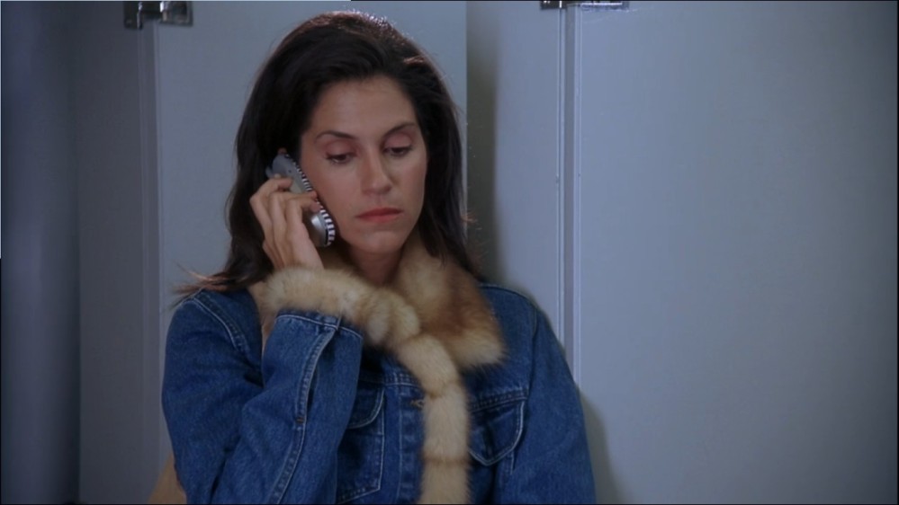 2003-Jami-Gertz-in-Undercover-Christmas--screencaps-1553.jpg