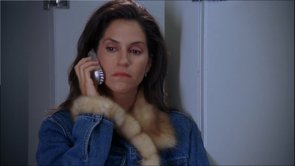 Click to view full size image
==============
2003-Jami-Gertz-in-Undercover-Christmas--screencaps-1571.jpg 2003-Jami-Gertz-in-Undercover-Christmas--screencaps-1571.jpg