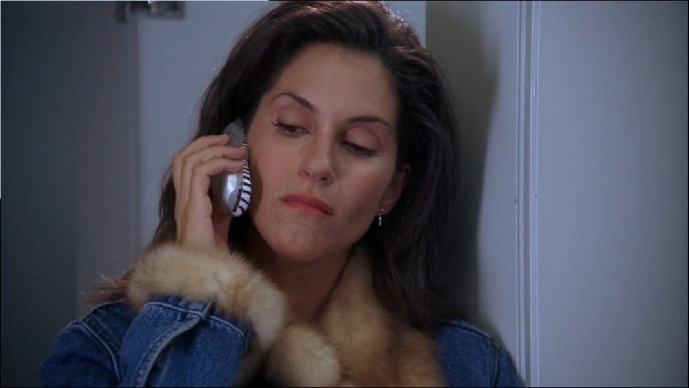 Click to view full size image
==============
2003-Jami-Gertz-in-Undercover-Christmas--screencaps-1590.jpg 2003-Jami-Gertz-in-Undercover-Christmas--screencaps-1590.jpg