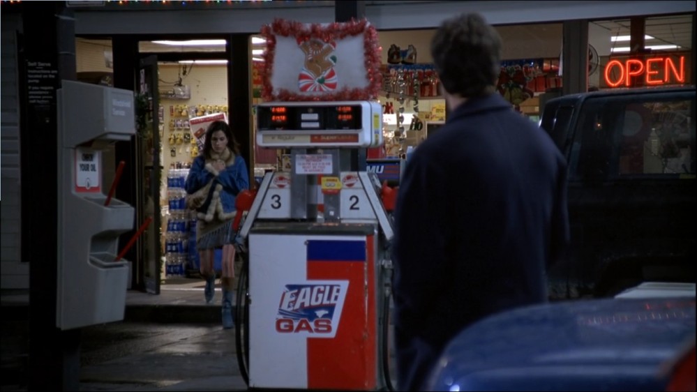 Click to view full size image
==============
2003-Jami-Gertz-in-Undercover-Christmas--screencaps-1606.jpg 2003-Jami-Gertz-in-Undercover-Christmas--screencaps-1606.jpg