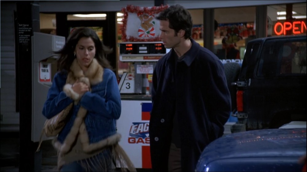 Click to view full size image
==============
2003-Jami-Gertz-in-Undercover-Christmas--screencaps-1612.jpg 2003-Jami-Gertz-in-Undercover-Christmas--screencaps-1612.jpg