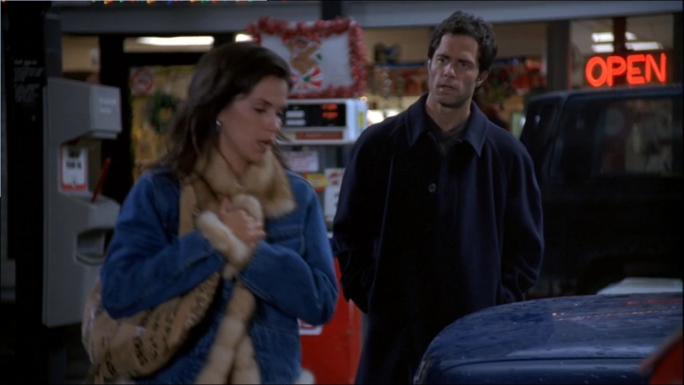Click to view full size image
==============
2003-Jami-Gertz-in-Undercover-Christmas--screencaps-1613.jpg 2003-Jami-Gertz-in-Undercover-Christmas--screencaps-1613.jpg
