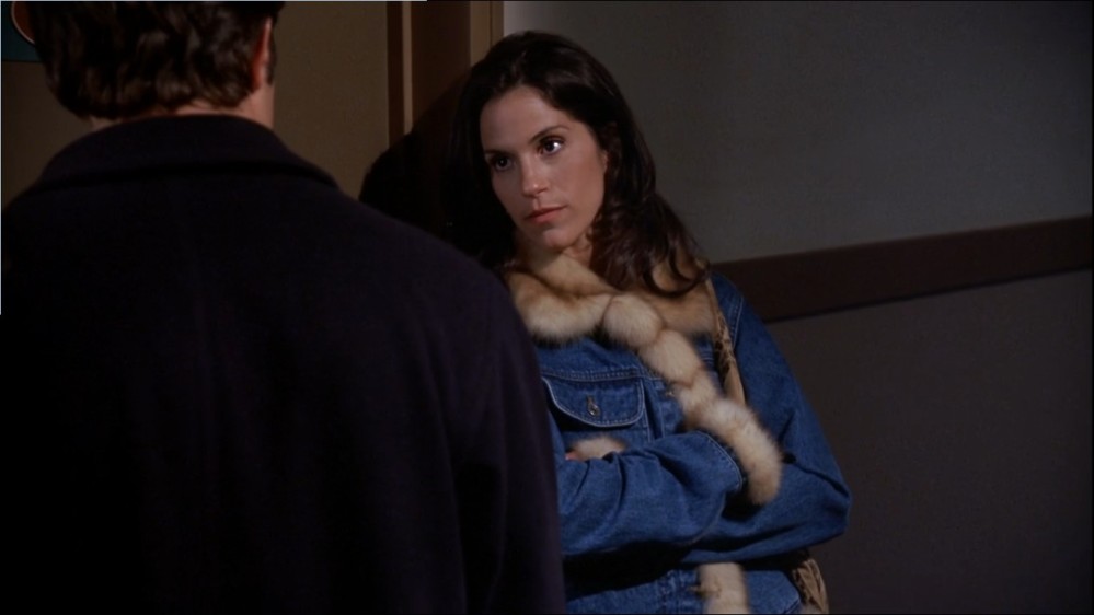 Click to view full size image
==============
2003-Jami-Gertz-in-Undercover-Christmas--screencaps-1634.jpg 2003-Jami-Gertz-in-Undercover-Christmas--screencaps-1634.jpg