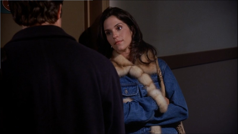 Click to view full size image
==============
2003-Jami-Gertz-in-Undercover-Christmas--screencaps-1635.jpg 2003-Jami-Gertz-in-Undercover-Christmas--screencaps-1635.jpg