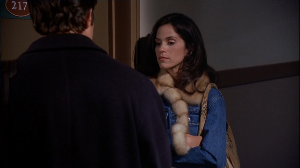 2003-Jami-Gertz-in-Undercover-Christmas--screencaps-1636.jpg