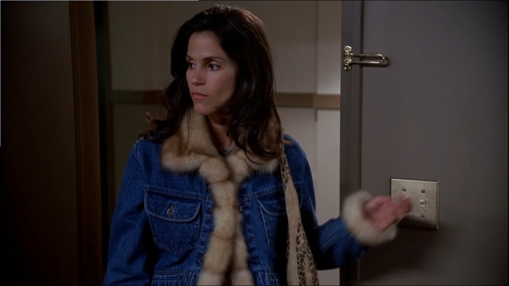 Click to view full size image
==============
2003-Jami-Gertz-in-Undercover-Christmas--screencaps-1653.jpg 2003-Jami-Gertz-in-Undercover-Christmas--screencaps-1653.jpg