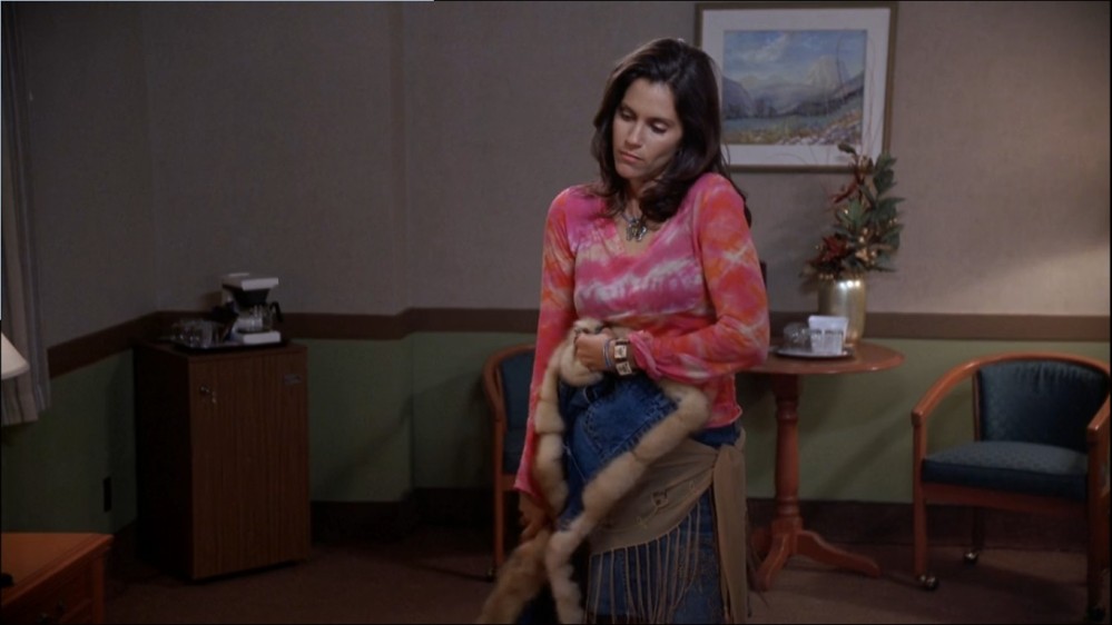 2003-Jami-Gertz-in-Undercover-Christmas--screencaps-1661.jpg