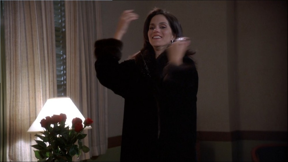 Click to view full size image
==============
2003-Jami-Gertz-in-Undercover-Christmas--screencaps-1702.jpg 2003-Jami-Gertz-in-Undercover-Christmas--screencaps-1702.jpg