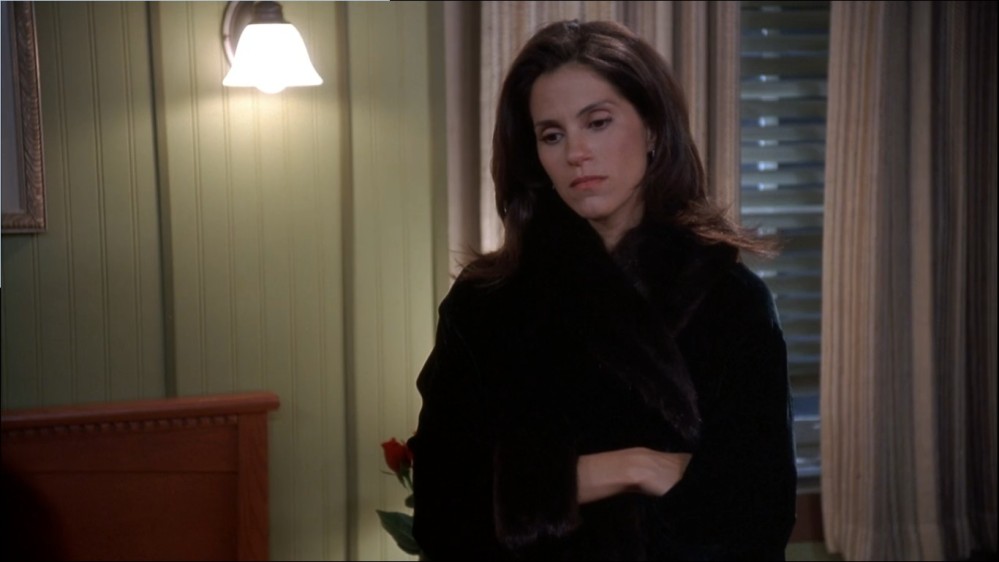Click to view full size image
==============
2003-Jami-Gertz-in-Undercover-Christmas--screencaps-1717.jpg 2003-Jami-Gertz-in-Undercover-Christmas--screencaps-1717.jpg