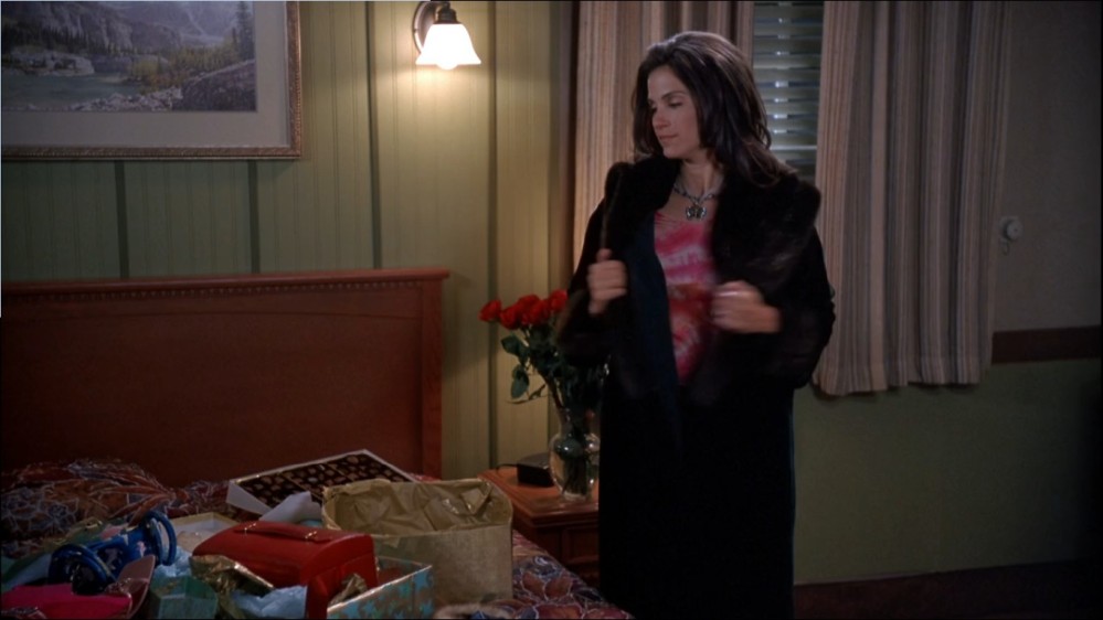 2003-Jami-Gertz-in-Undercover-Christmas--screencaps-1747.jpg