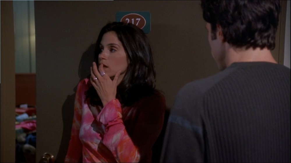 2003-Jami-Gertz-in-Undercover-Christmas--screencaps-1765.jpg