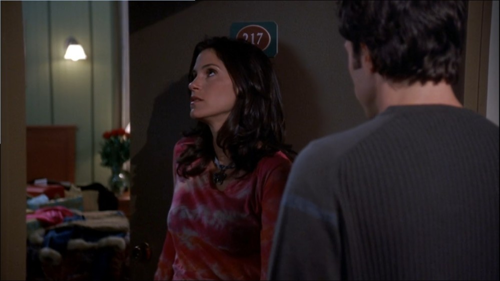 2003-Jami-Gertz-in-Undercover-Christmas--screencaps-1766.jpg