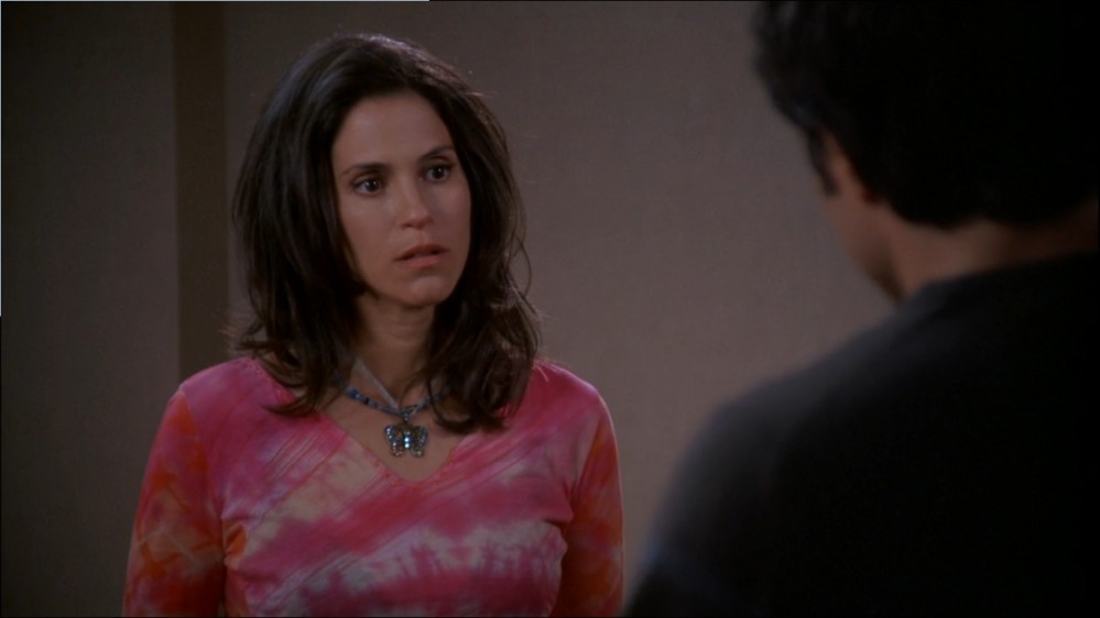 Click to view full size image
==============
2003-Jami-Gertz-in-Undercover-Christmas--screencaps-1796.jpg 2003-Jami-Gertz-in-Undercover-Christmas--screencaps-1796.jpg