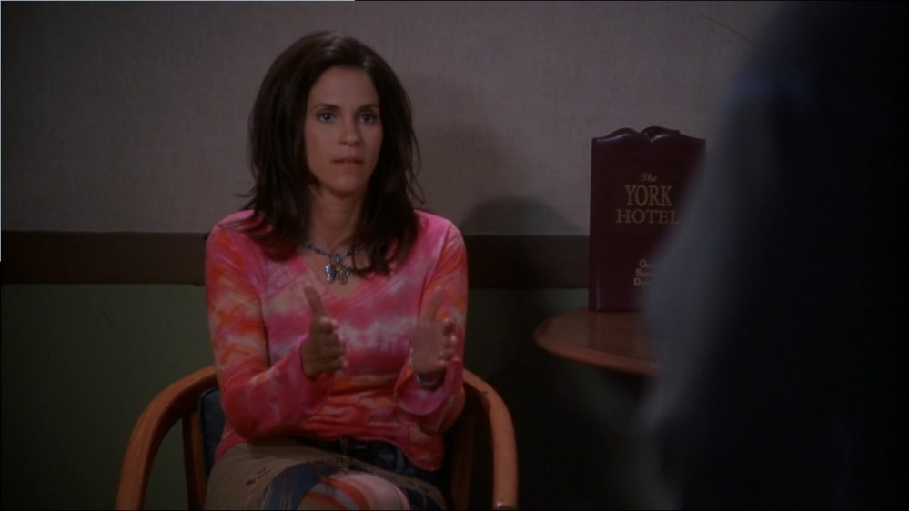Click to view full size image
==============
2003-Jami-Gertz-in-Undercover-Christmas--screencaps-1808.jpg 2003-Jami-Gertz-in-Undercover-Christmas--screencaps-1808.jpg