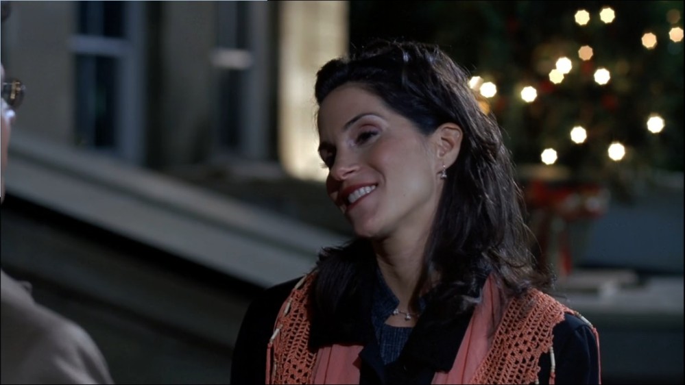Click to view full size image
==============
2003-Jami-Gertz-in-Undercover-Christmas--screencaps-1940.jpg 2003-Jami-Gertz-in-Undercover-Christmas--screencaps-1940.jpg