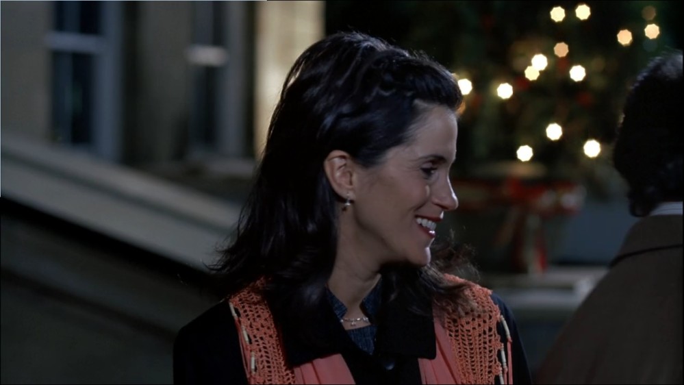 Click to view full size image
==============
2003-Jami-Gertz-in-Undercover-Christmas--screencaps-1945.jpg 2003-Jami-Gertz-in-Undercover-Christmas--screencaps-1945.jpg