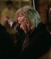 1987-thelostboys-sc-00041.jpg