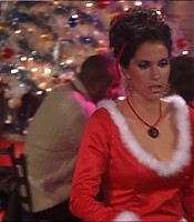 2003-Jami-Gertz-in-Undercover-Christmas--screencaps-0074.jpg