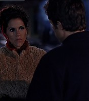 2003-Jami-Gertz-in-Undercover-Christmas--screencaps-0105.jpg