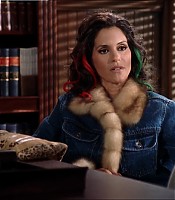 2003-Jami-Gertz-in-Undercover-Christmas--screencaps-0120.jpg