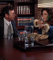 2003-Jami-Gertz-in-Undercover-Christmas--screencaps-0127.jpg