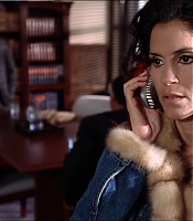 2003-Jami-Gertz-in-Undercover-Christmas--screencaps-0138.jpg