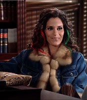 2003-Jami-Gertz-in-Undercover-Christmas--screencaps-0152.jpg