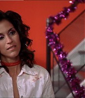 2003-Jami-Gertz-in-Undercover-Christmas--screencaps-0188.jpg